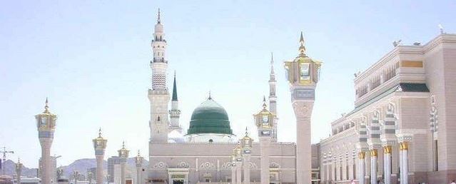 هل هناك فضيلة لزيارة مسجد القبلتين وهل هو المسجد الذي حولت فيه القبلة؟‎‎